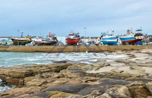 LocaLise - M3A La Maison du pêcheur au Guilvinec - Chambres vue mer - A 20m de la mer située à la pointe de Men Meur - Tout à pied, plage, port, centre, commerces, marché - Wifi inclus - Linge de lit inclus - Jardin clos - En option , ménage et serviettes - Foto 39