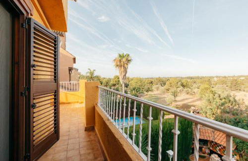 chalet, villa rodeada de naturaleza piscina a doce klm de Valencia y 7 del aeropuerto - Photo 21