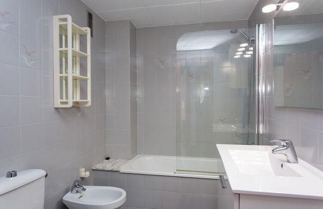 Awesome Apartment With Amazing Terrace - Photo 32