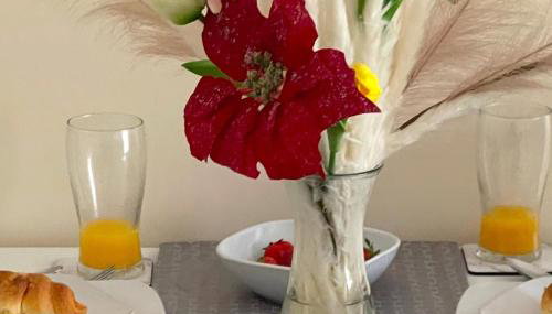 Cosy Home-Sleeps 5- Private Garden- Free Parking - Foto 2