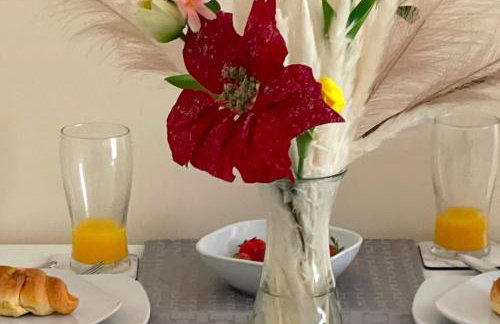 Cosy Home-Sleeps 5- Private Garden- Free Parking - Foto 2