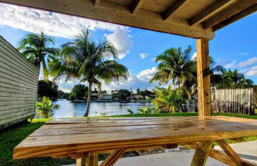 Lakefront Vacation Home - Sleeps 8 - Foto 22