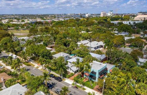 Tropical Estate w/ Guesthouse & Pool. Sleeps 8! - Foto 55