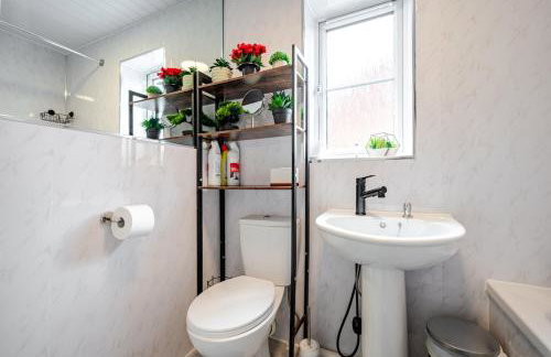 Cozy 2-Bed Home in Middleton - Foto 20