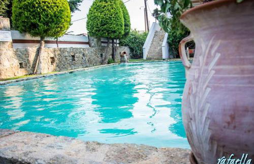 Irene's Maisonette at Rafaella Resort - Foto 33