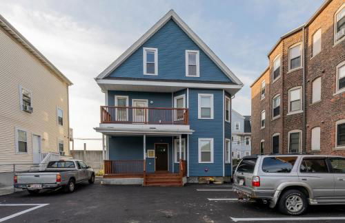 233-1 4BR Boston - Cozy Apt near MBTA Station - Photo 20