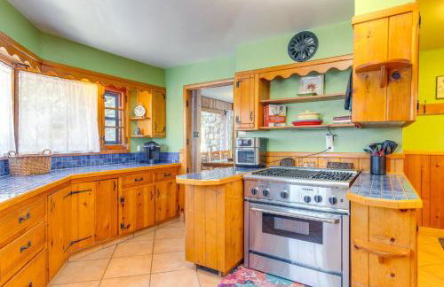 Charming Idaho Springs Retreat on Chicago Creek! - Foto 12