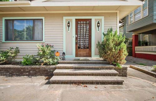 Eccentric Escape-hop skip jump to Plaza District - Foto 26