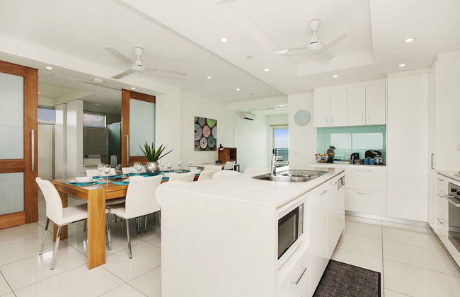 Beachlife Holiday Apartments - Photo 23