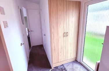 The Eden - Sleeps 8 Pet Friendly Free Wi-Fi With Patio & Hub Passes Camber Sands Cosy Spacious Modern 8 Berth Caravan - Foto 33