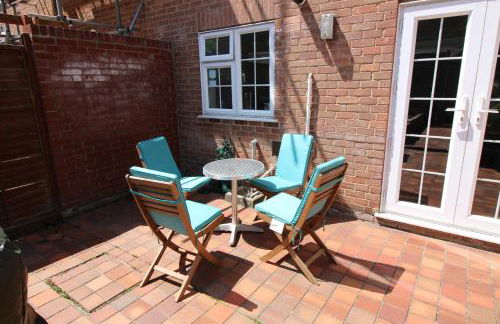 Bayfields house by the Sea, parking, garden, central location - Photo 4