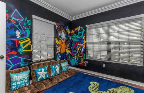 Huge 8BR wHTD Pool Ensuites Games Near Beach - Foto 70