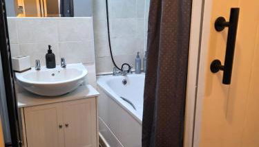 A home in the city - Foto 3, Shower