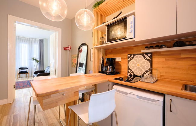 Stylish Flat w Balcony 8 min to Istiklal Ave - Foto 9