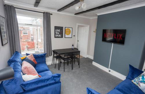 The Avenue-3 bed sleeps 6 great for contractors - Foto 16