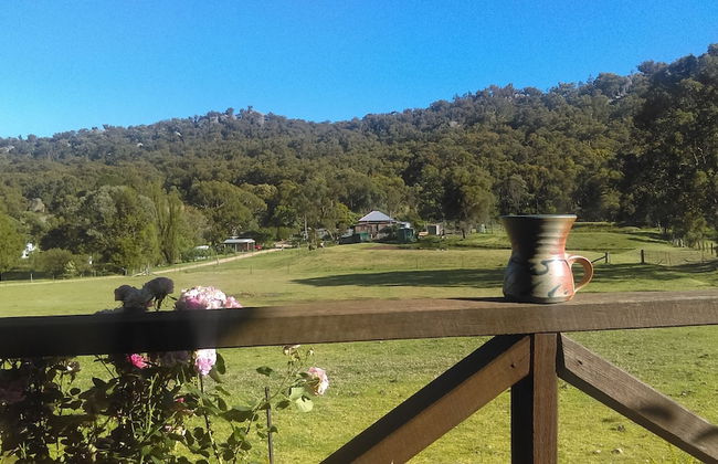 Wisteria Cottage and Cabins - Photo 20