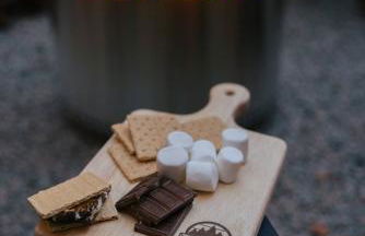 Family Retreat Sauna Hot Tub Games Peloton - Photo 22