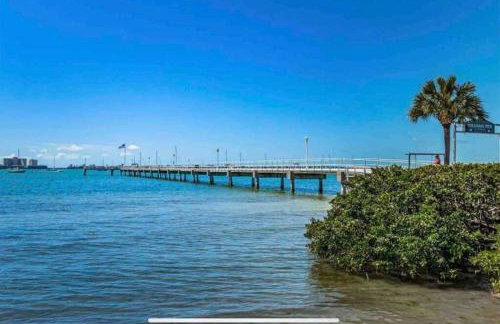 In the Center of Gulfport, Min Away From the Beach! - Foto 3