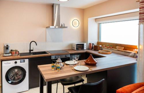 Les Rivières O'rientales Homerepublique à Cravant avec Jacuzzi - Foto 12