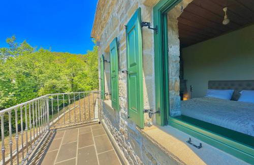 Waterfall Kataraktis Vatatsi - Foto 14