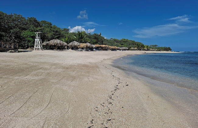 Costambar Seaside Apartment With Pool - Foto 1