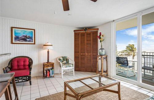 Stunning Ocean Views Condos in Oahu at Punaluu - Photo 29