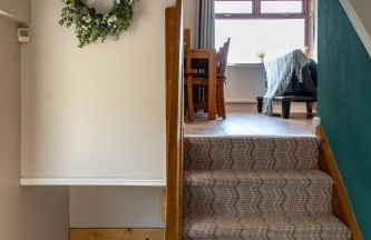 Parking - Garden - Views - M4 Work Stay - Photo 35