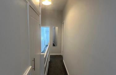 4BR Modern & Stylish, Contractors, Parking - Foto 18