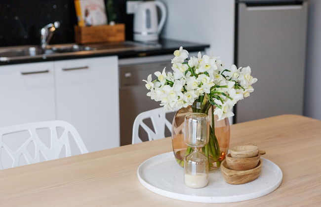 Heart of Highett Apartment by Ready Set Host - Foto 7