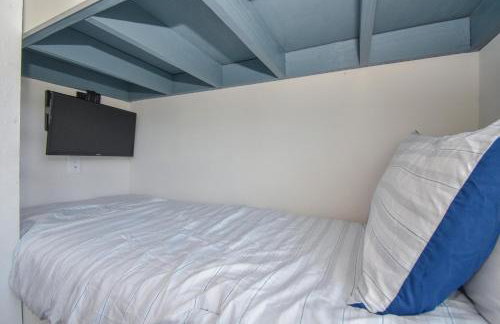 Changes In Latitude - Foto 26