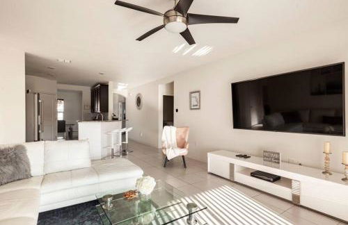 Modern 4 Bdr Home near Tradition Town Center - Foto 25