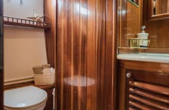 SPACIOUS YACHT HOTEL BARCELONA CITY CENTER 5 CABINs - Foto 20