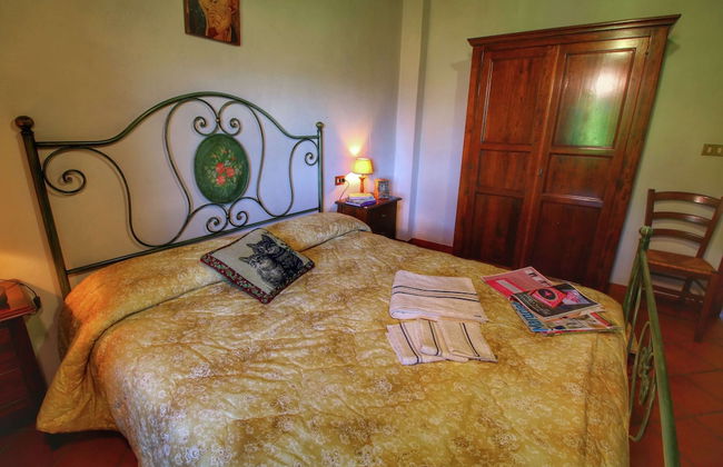 Alluring Farmhouse in Ortignano With Swimming Pool - Foto 10