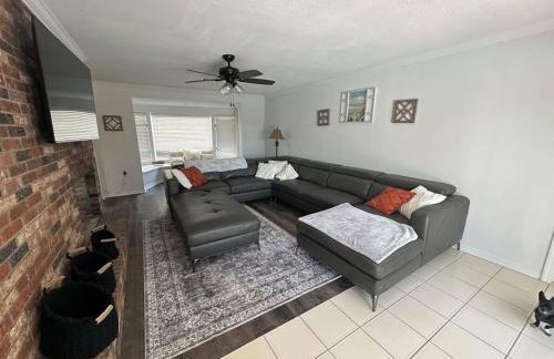 5 Bedrooms, 4 Bathrooms, Pool, Gym, Sleeps 11 Leesburg Retreat!!!! - Foto 16