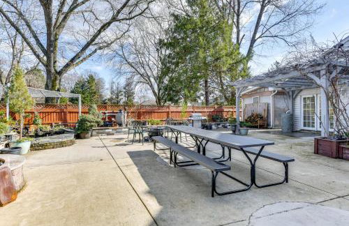Spacious Home with Tranquil Patio about 29 Mi to DC! - Foto 3