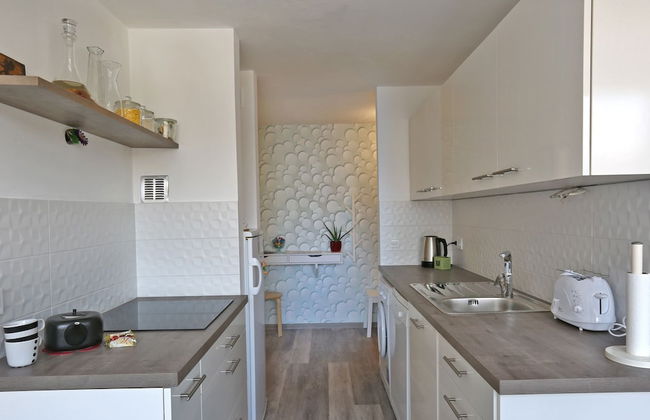 CastleView - Photo 9