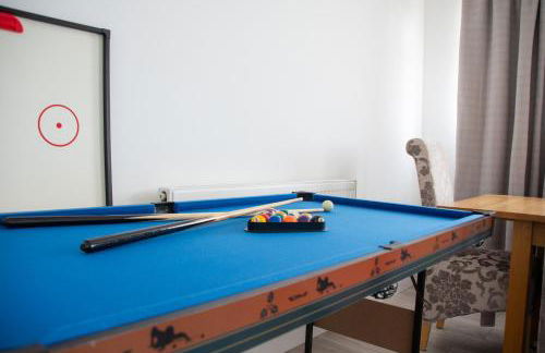 Cosy 3BR Flat With Free Parking Near Marina - Foto 48