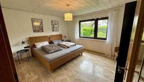 Schöne Wohnung mit großem Garten - Foto 4