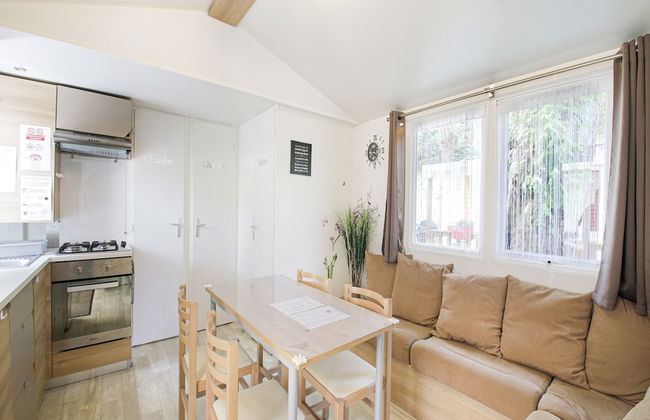 Swanky Mobile Home in Saint Jean de Monts Near Seabeach - Photo 50