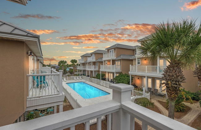 Escape to Sand Dollar Holler: Coastal Retreat, 3 Beds, 2.5 Baths, Sleeps 10! - Foto 31