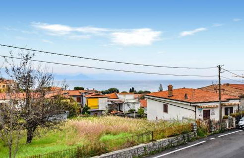 2 Bedroom Gorgeous Apartment In Scario - Foto 8