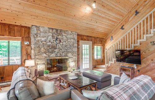 Mars Hill Cabin with Pool Table about 2 Mi to Wolf Ridge - Foto 4