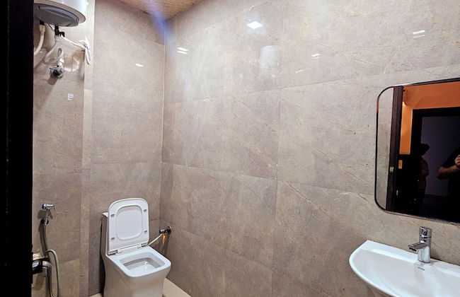 Shri Krishna Divine Dham - Photo 26