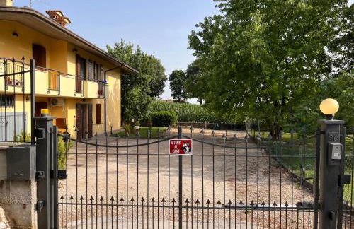 Paola House - Foto 1