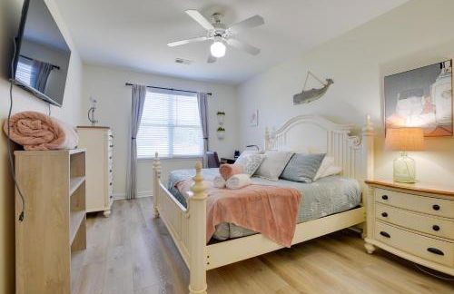 Calabash Condo with Patio and Golf Course Views! - Foto 15