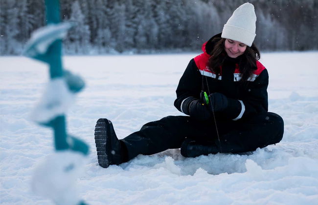 Snowshoeing & Ice Fishing - Photo 8