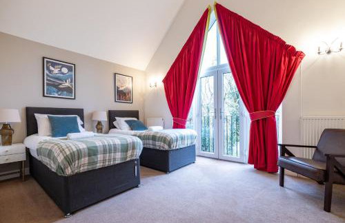 Shenley House- Premium Stay, Private Parking for multiple cars, Sleeps 6, 2 Bedroom, 2 Ensuites, Central MK - Foto 13