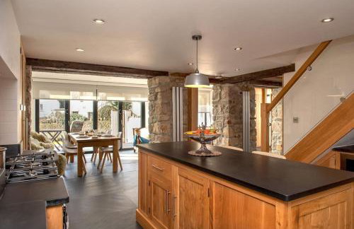 Luxury Cottage close to Cliffs & Surfing Beaches! - Photo 25