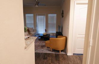 Charming 2 bedroom, 2 bath apartment - Foto 6