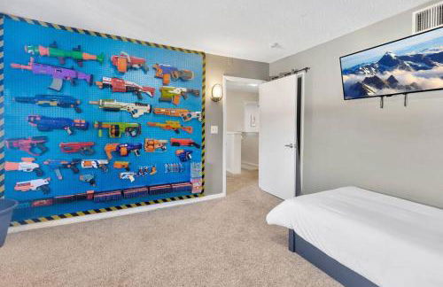 8 BDRM Mansion. 10 MN to Honeymoon Island Beach - Foto 41